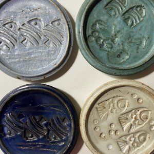 Wagner Stoneware Multicolor Coasters Hand Made set of 4 Fish Images